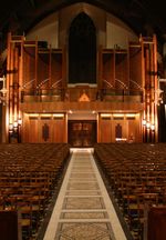 View of the nave, showing the 2007 pipe organ